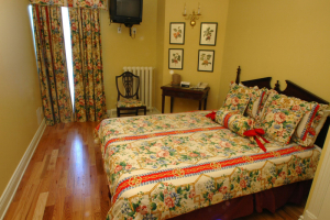 Downtown Montreal hotel Superior room